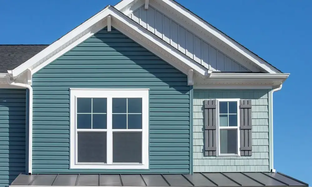 Roof repair and inspection services in Le Roy